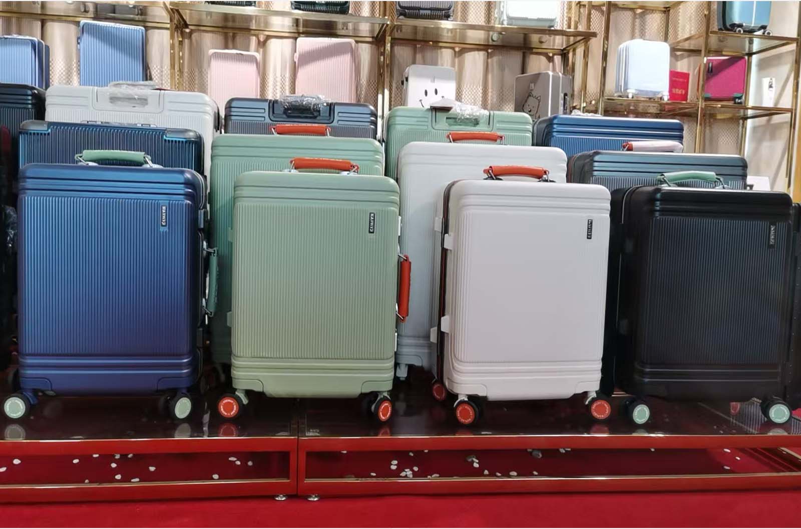 /attachment/1/source/2Travel_Custom_logo_20222426_Inches_Large_Luggage_Durable_Made_Narrow_Aluminum_Frame_PC_Rod_Frame_Luxury_Suitcase_TSA_Luggage_1014.jpg