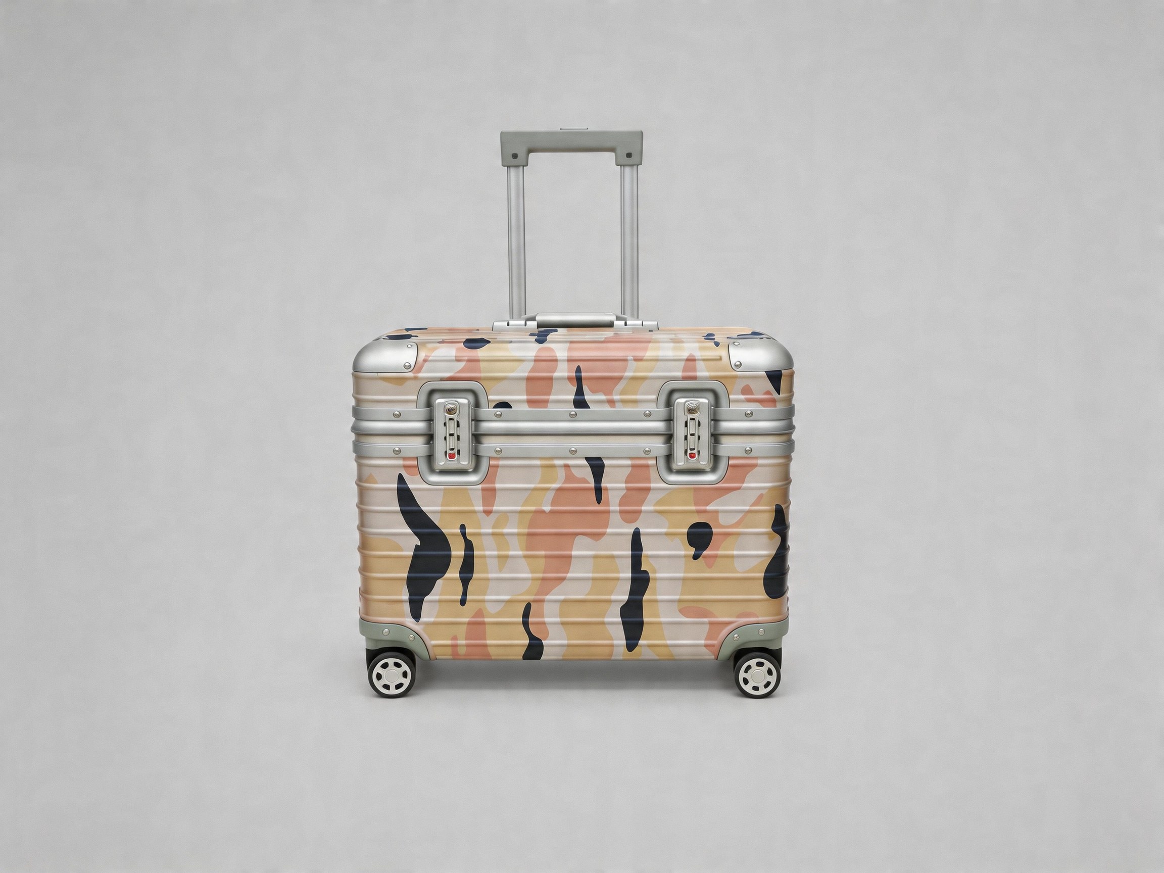 /attachment/1/source/Aluminum_Camouflage_Flight_Case_Valise_Trollycase_Trunk_Travel_Bag_Trolley_Bag_OEM_ODM_Carry_on_Suitcase3_1623.jpg