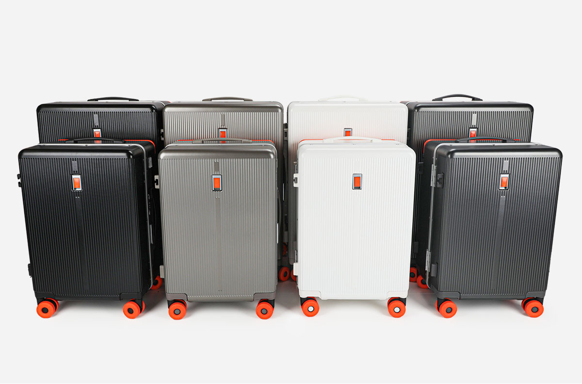 /attachment/1/source/Customized_Large_Travel_Suitcases_Silent_Brake_Wheel_Cup_Holder_Durable_Aluminum_Frame_Luggage_Luxury_Modern_Cabin_Fashionable4_1506.jpg