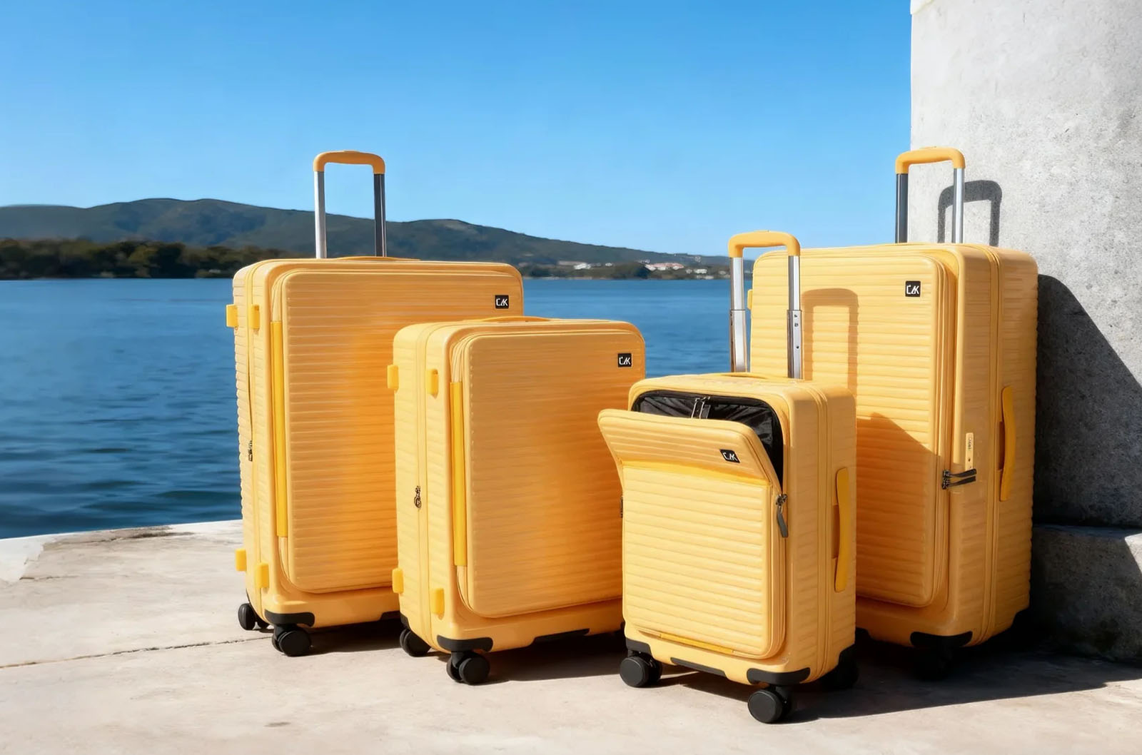 /attachment/1/source/High-Gloss_PC_Front-Opening_20_Inch_Semi-Foldable_Design_Compact_Cabin_Carry_on_20242830_4-piece_Luggage_Set-OEM_885.jpg