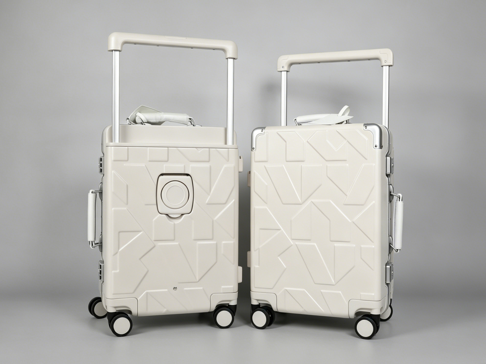 /attachment/1/source/Wide-rod_carry-on_with_tile_pattern_texture_3_1776.jpg